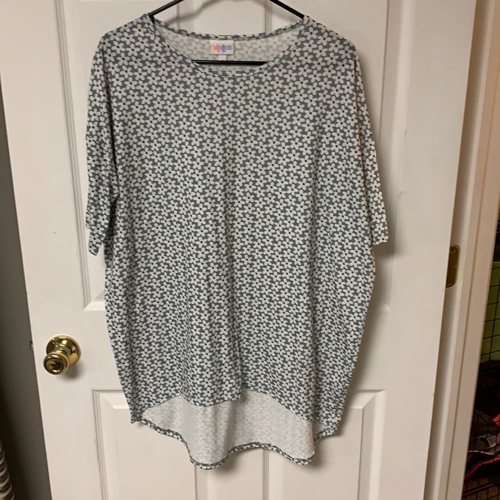 **3/$10**Lularoe Irma
